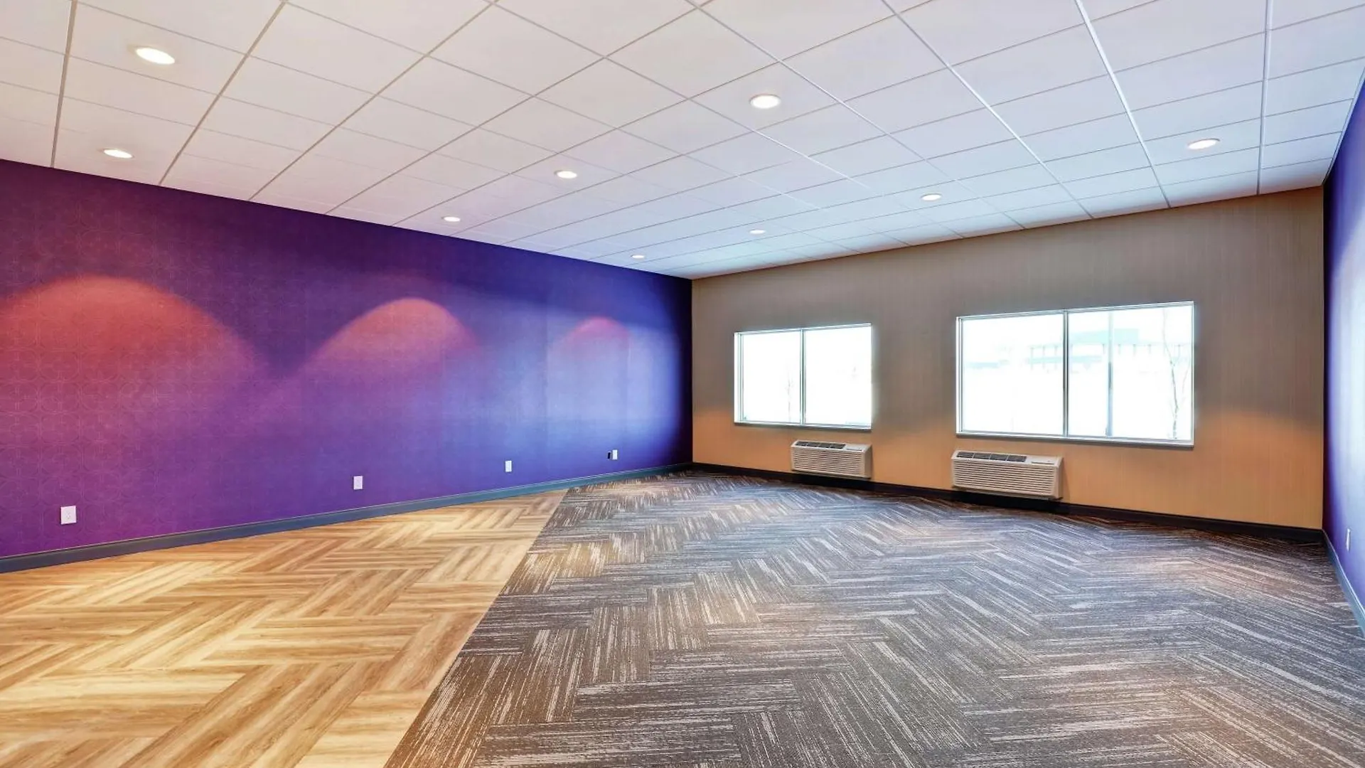 Tru By Hilton Edmonton Windermere 3*,  Canada