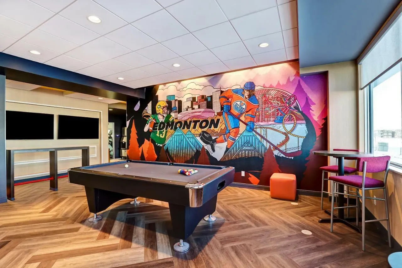 *** Hotel Tru By Hilton Edmonton Windermere Canada