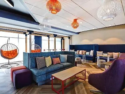Hotel Tru By Hilton Edmonton Windermere